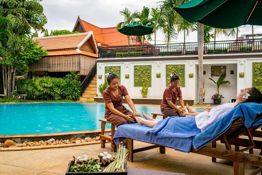 Les Bambous Luxury Hotel Siem Reap Extérieur photo